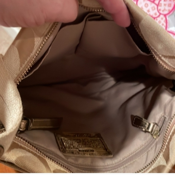 Coach Cream Silver Shoulder Bag with Monogram Striped Accent 10x12 - Picture 9 of 10